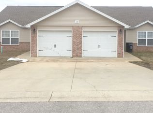 129 Edna St #B, Waynesville, MO 65583