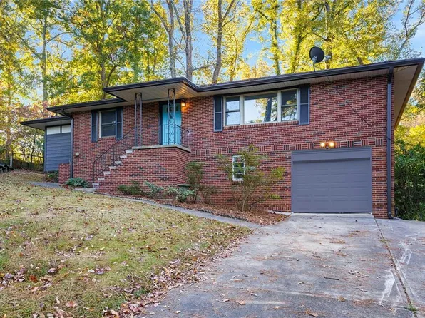 436 Grady Pl, Hapeville, GA 30354