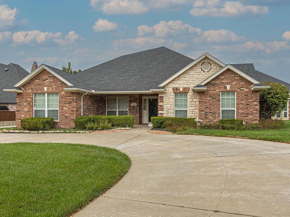 1st image of 7500 Bayswater Rd