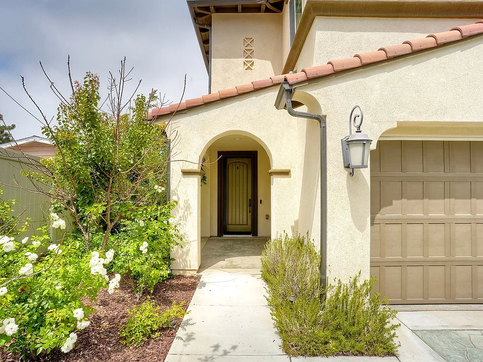 1117 Laurel Cove Ln
