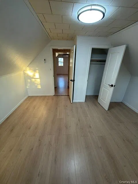4 bed, 2.0 bath, 3100 sqft, $4,000 — Photo 3