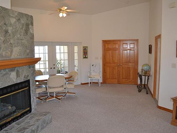 5th image of 33502 Picciola Dr