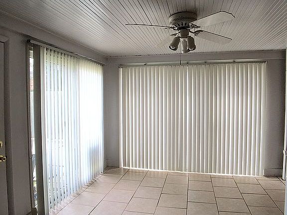 3rd image of 3050 Hopewell Pl