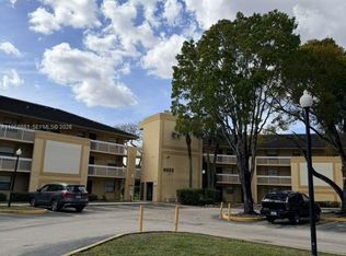 Island Club At Coral Spri, Coral Springs, FL 33065