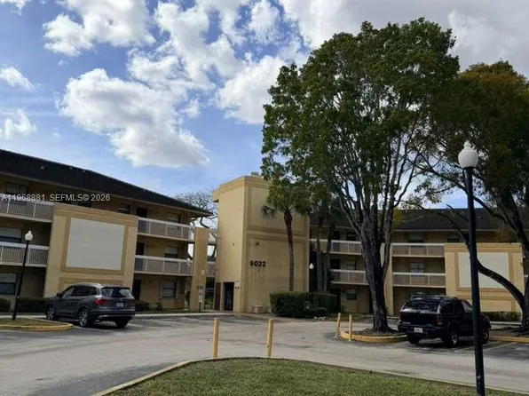 9022 NW 28th Dr APT 2206, Coral Springs, FL 33065