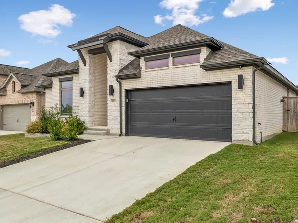 1111 Argon Way, San Antonio, TX 78245
