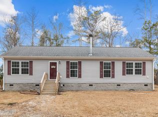 153 Country Club Lane, Newport, NC 28570