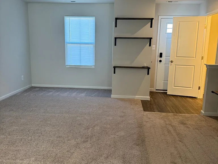 16 Azalea Cir — Photo 6