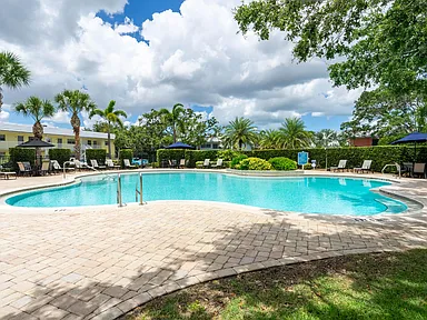 Imperial Gardens | Two Bedroom - Two Bathroom Deluxe