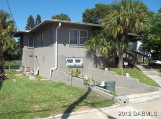 427 Poinsettia Rd, Daytona Beach, FL 32118