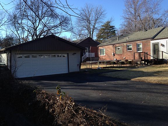 2+ GARAGE AND HOUSE EXERIOR