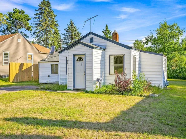 519 Forest Ave W, Mora, MN 55051