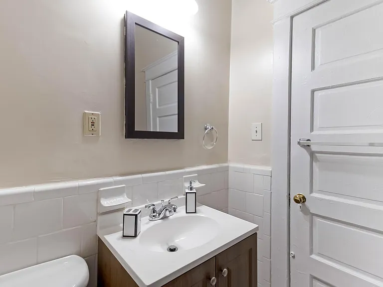 1724 T St NW #23 — Photo 14