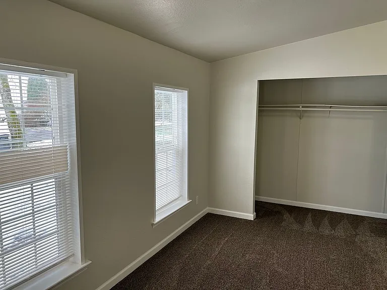 3253 W Hills Rd #B — Photo 10