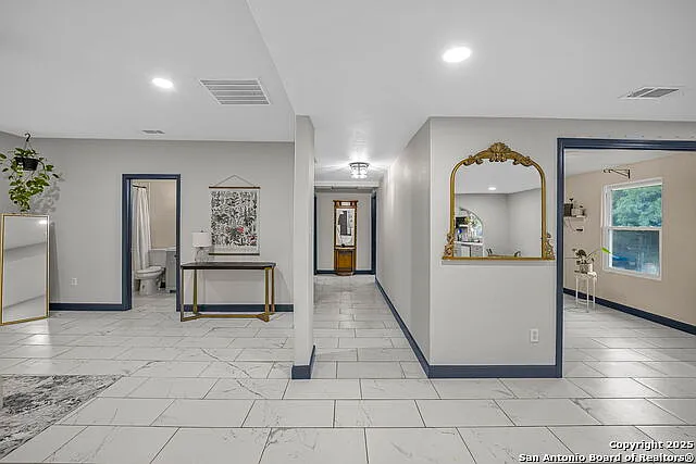 133 Alamo Dr — Photo 16