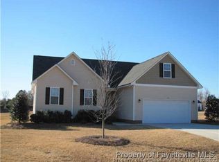 194 Maple Leaf Ct, Cameron, NC 28326