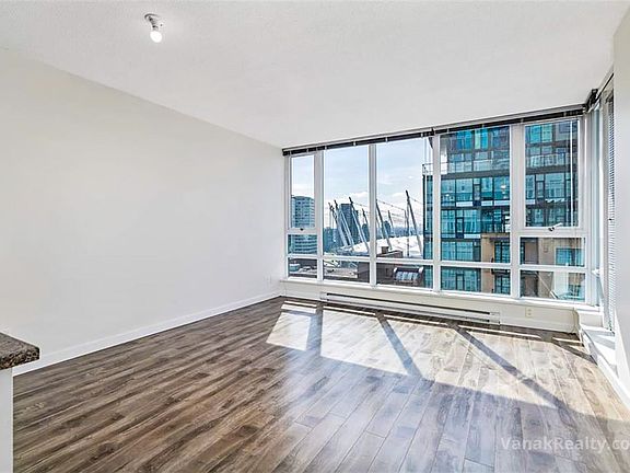2nd image of 233 Robson St #2105