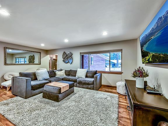 4th image of 3505 Pinecrest Ave