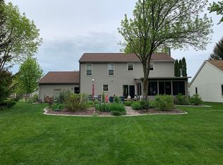 N58W24527 Clover Dr, Sussex, WI 53089