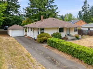 923 NE 155th Ave, Portland, OR 97230