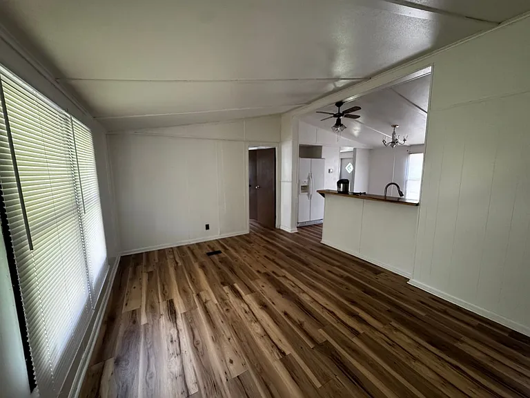 2603 Cleveland Ave — Photo 5