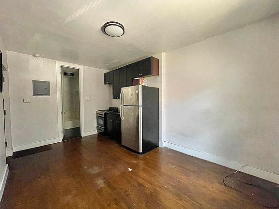 2nd image of 246 Malcolm X Blvd Suite 1A
