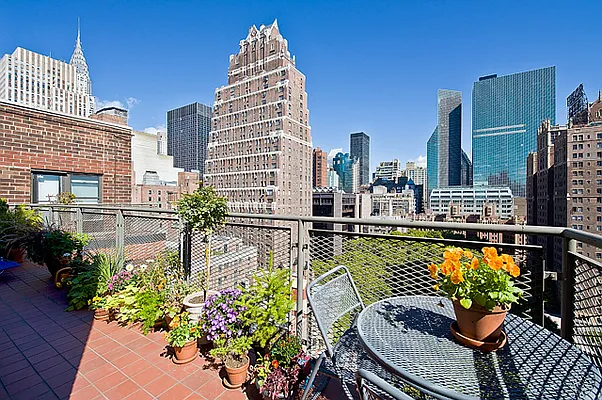 Sold by CORE | media 15