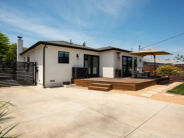 3522 Hillcrest Dr — Photo 24