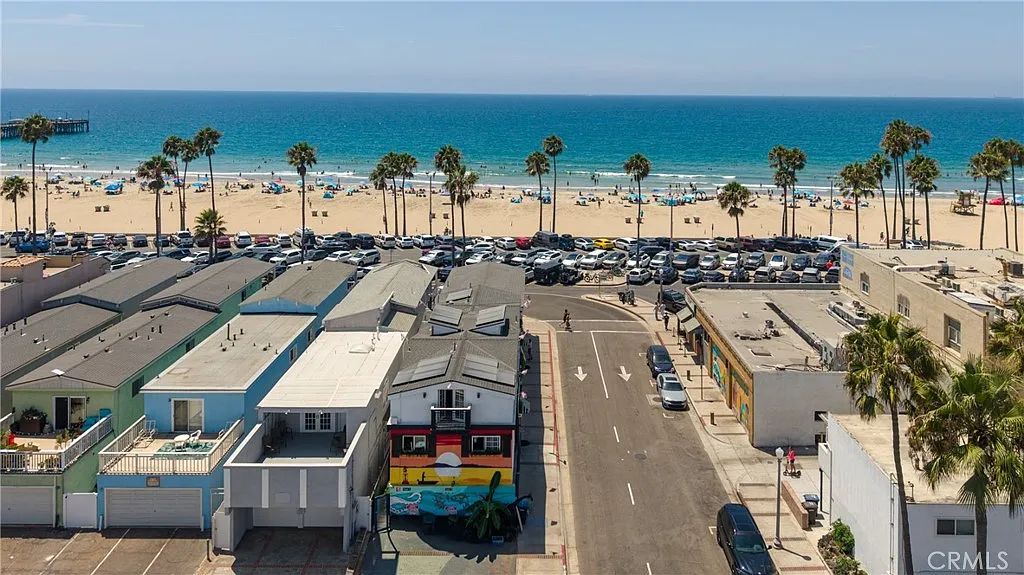 2214 W Oceanfront — Photo 1