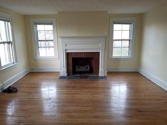 5th image of 522 Bloomfield Ave