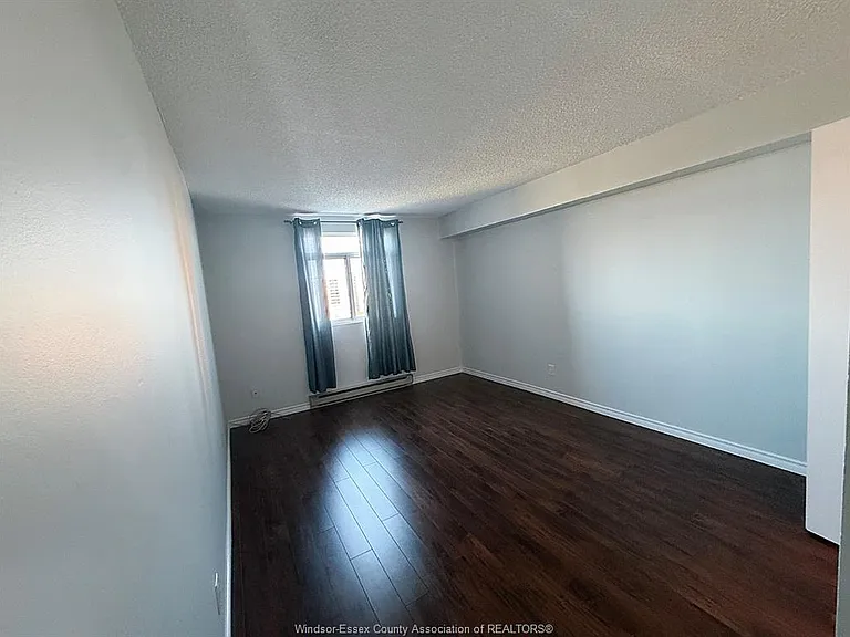 9099 Riverside Dr E #805W — Photo 10
