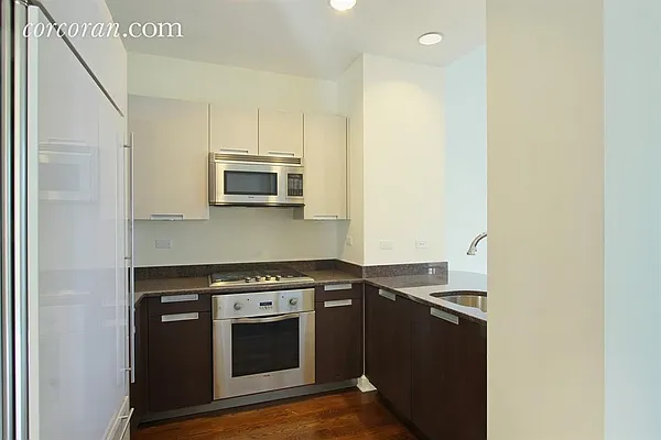 Rented by Corcoran | media 24