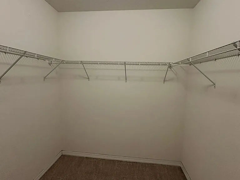 1519 Diamond Loop Dr — Photo 14