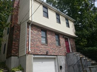 905 Lagrange St, West Roxbury, MA 02132