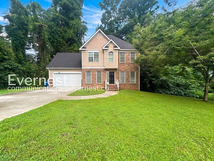 1st image of 66 Holly Rd NW