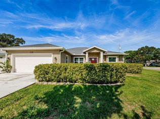 1520 Ruth Rd, Dunedin, FL 34698