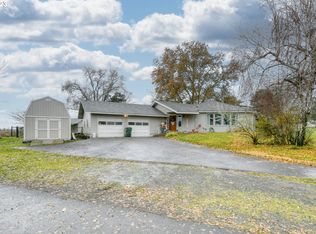 34010 Beach Shore Dr, Hermiston, OR 97838