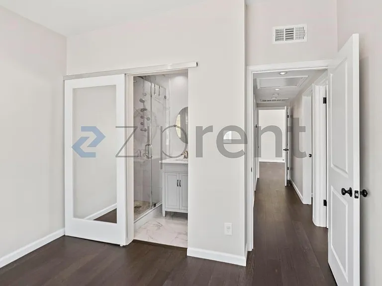 2601 Fordham St — Photo 19