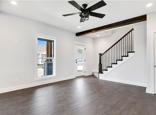 23503 E 10th St S, Independence, MO 64056