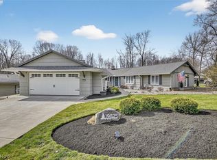 19825 Deer Run Ln, Strongsville, OH 44149
