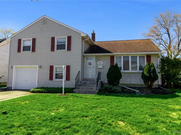 680 Glenalby Rd, Tonawanda, NY 14150