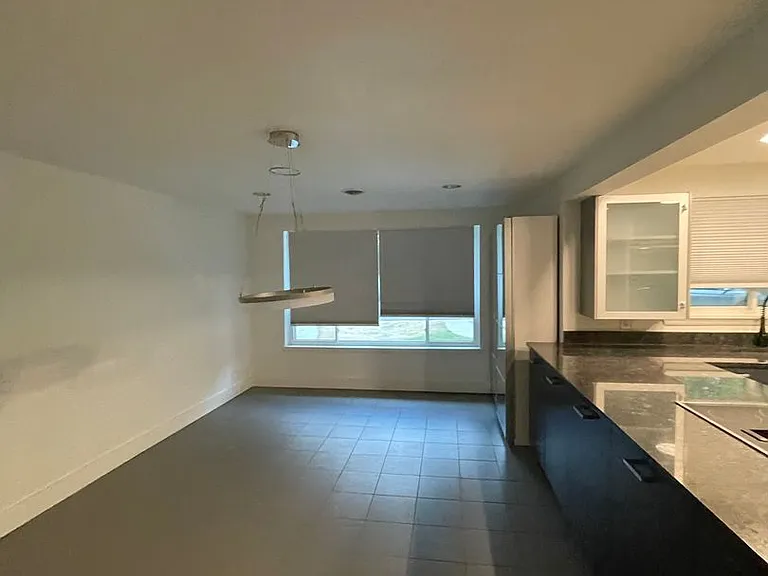 249 Newport St — Photo 6