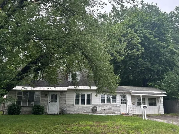 1080 Outer Dr, Schenectady, NY 12303