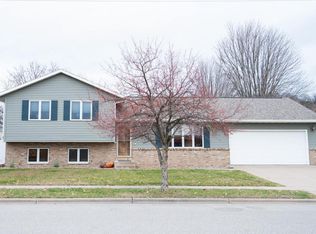 1007 2nd Ave E, Holmen, WI 54636