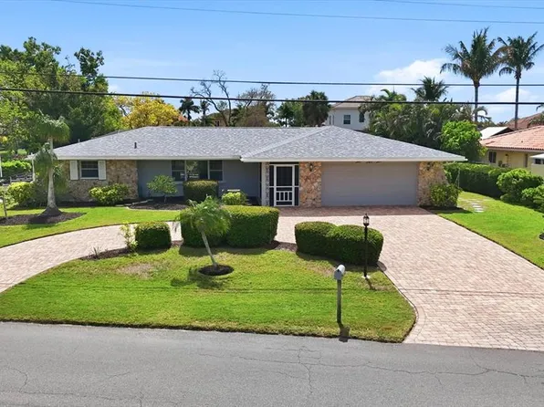 353 S Shore Dr, Osprey, FL 34229