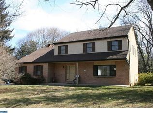 6930 Greenhill Rd, Philadelphia, PA 19151