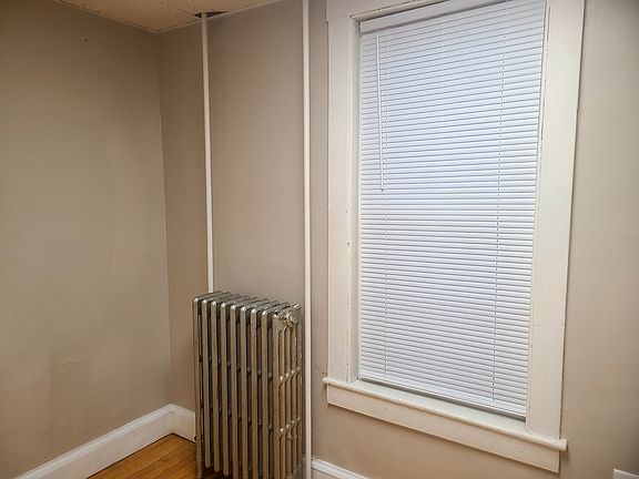 5th image of 17 Horton St #4