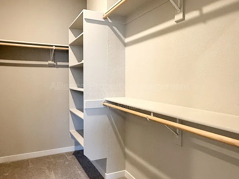 5424 Carvel Grv — Photo 26