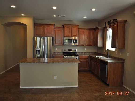 4th image of 15837 W Jenan Dr