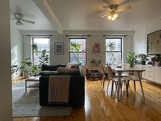 1st image of 332 Bedford Ave APT 4